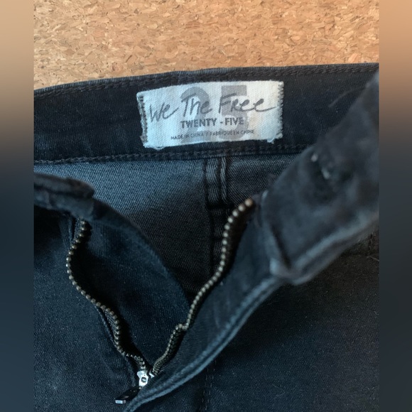 NWOT FREE PEOPLE TEAGAN BLACK DENIM SKIRT SIZE SMALL - Picture 15 of 16